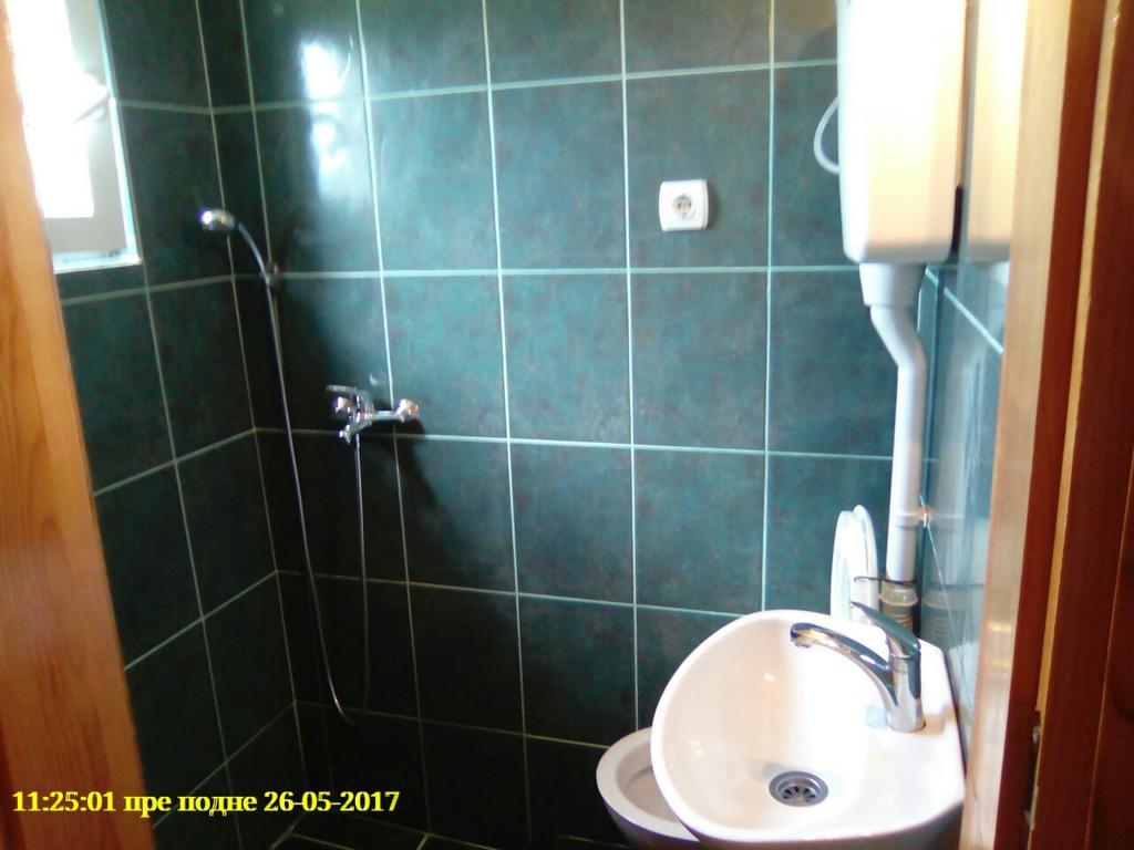 Apartment Laki *