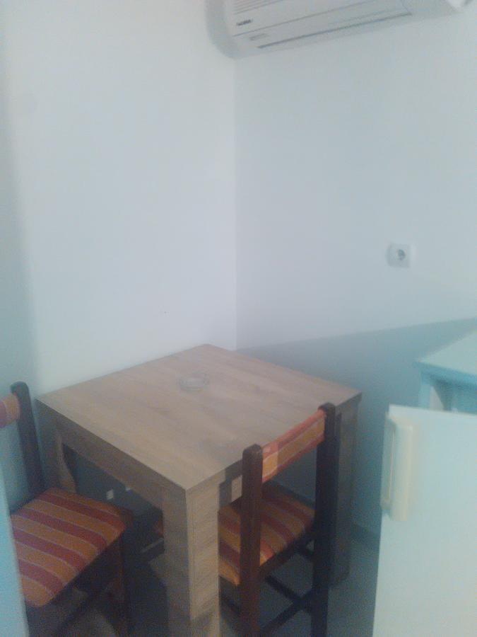 Laki Apartment *